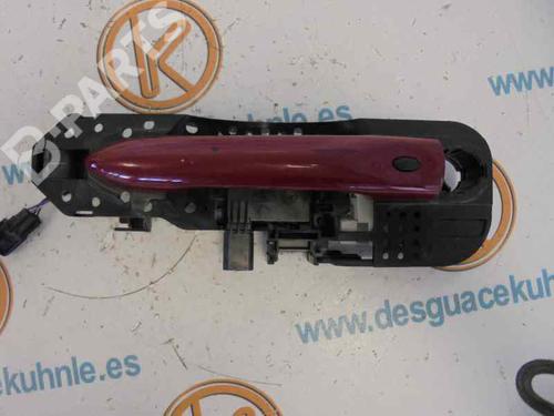 Venstre fortil udvendigt håndtag RENAULT MEGANE III Hatchback (BZ0/1_, B3_) 1.2 TCe (BZ2B, BZ11) (116 hp) 4463499