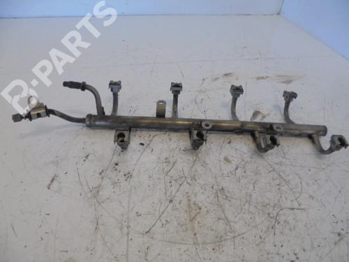 BP6896872M98 | Injection rail VOLVO S80 II (124) 4.4 V8 AWD BP6896872M98