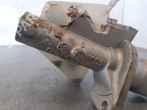 Brake master cylinder MERCEDES-BENZ 124 Saloon (W124)  | BP9364277M77 