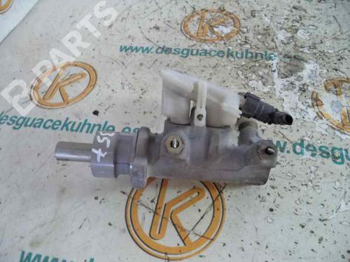Used Brake master cylinder FORD FOCUS I (DAW, DBW) 1.6 16V (100 hp) 2460903