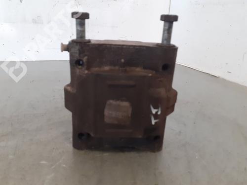 Venstre bremsekaliber bag CITROËN C5 I (DC_) [2001-2005]  11610815