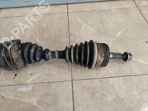 Right front driveshaft MERCEDES-BENZ VITO Van (W638) 112 CDI 2.2 (638.094) | BP13526039M39 