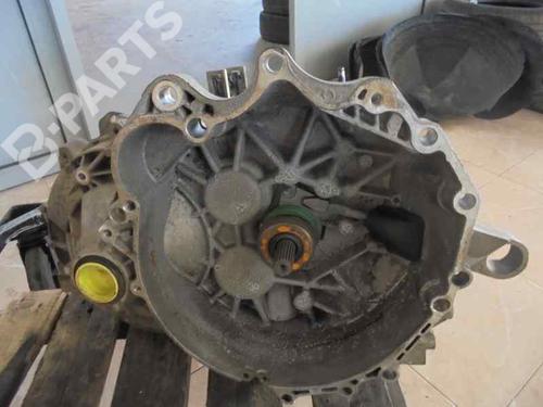 Used Gearbox VOLVO V70 I (875, 876) 2.5 TDI (140 hp) 2494124