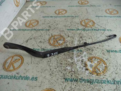 Used Front windshield wiper arm AUDI A8 D2 (4D2, 4D8) 2.5 TDI (150 hp) 6632820
