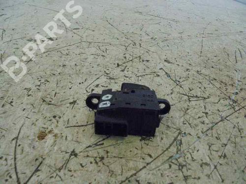 Right front window switch HYUNDAI H-1 / STAREX Bus (A1) 2.5 TD 4WD | BP5960036I26 