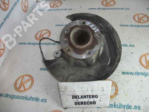 Used Right front steering knuckle BMW 3 (E90) 318 d (122 hp) 2471818
