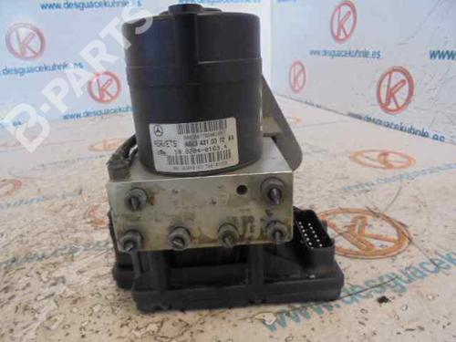 Used ABS pump MERCEDES-BENZ CLK (C208) CLK 200 (208.335) (136 hp) 2848633