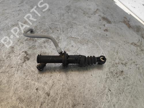 Used Clutch slave cylinder RENAULT CLIO IV (BH_) [2012-2021]  27606681