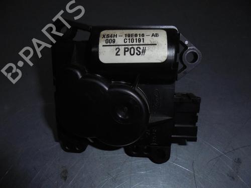 Varmeblæser FORD FOCUS I (DAW, DBW) 1.8 16V (115 hp) 10271223