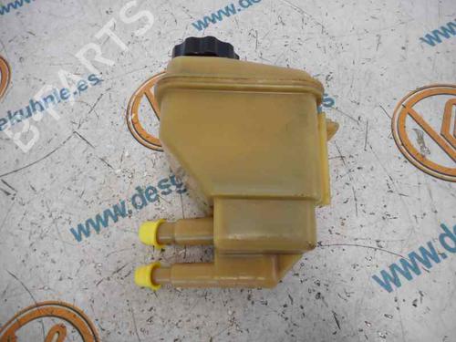 Used Power steering reservoir HYUNDAI COUPE I (RD) [1996-2004]  14179030