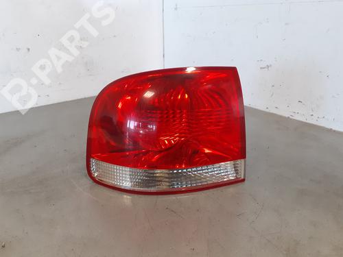 Venstre baglygte VW TOUAREG (7LA, 7L6, 7L7) [2002-2013]  8876906