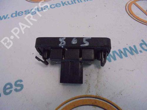 Licence plate light MERCEDES-BENZ S-CLASS (W220) S 400 CDI (220.028, 220.128) | BP14182943I40 