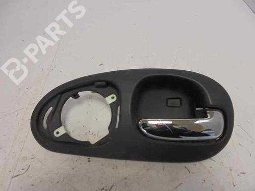 Puxador interior trás esquerdo CHRYSLER SEBRING (JR) 2.7 V6 24V (203 hp) 5330965