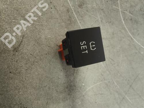 Used Switch VW GOLF V (1K1) [2003-2010]  11021093