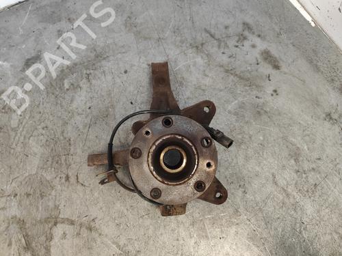 Used Right front steering knuckle Right front steering knuckle RENAULT KANGOO / GRAND KANGOO II (KW0/1_) 1.5 dCi 70 (KW0V, KW0A) (68 hp) 33698463 33698463