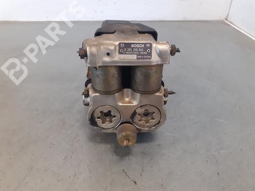 Used ABS pump MERCEDES-BENZ 124 Saloon (W124) [1984-1993]  9364287