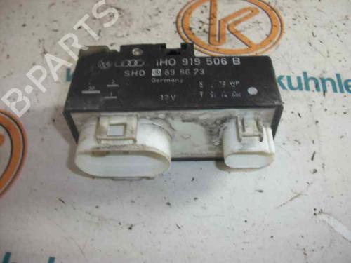 Used Electronic module SEAT CORDOBA (6K1, 6K2) 1.6 i (75 hp) 10271224