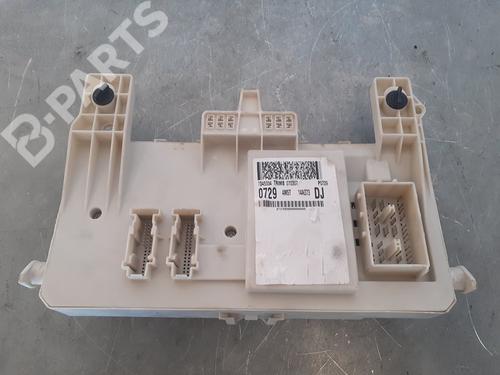 Fuse box FORD FOCUS II (DA_, HCP, DP)  | BP10568385E1 