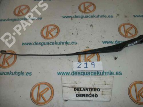Used Front windshield wiper arm LAND ROVER FREELANDER I (L314) [1998-2006]  6632476