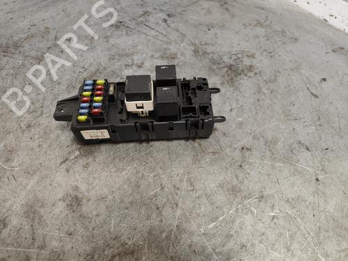 Used Fuse box VOLVO V40 Estate (645) 2.0 (136 hp) 26288118