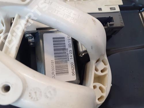 Front left window mechanism LAND ROVER RANGE ROVER SPORT I (L320) | BP8105033C22