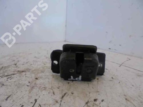 Used Tailgate lock KIA SORENTO I (JC) 2.5 CRDi 4WD (140 hp) 5608964