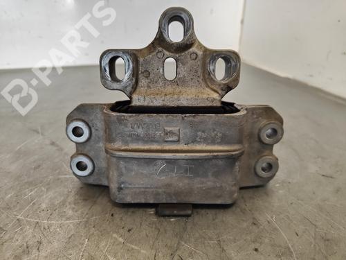Used Engine mount VW GOLF V (1K1) [2003-2010]  11026908