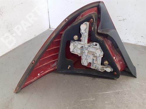 Right taillight FORD MONDEO III Saloon (B4Y) 2.0 TDCi | BP8697039C35 