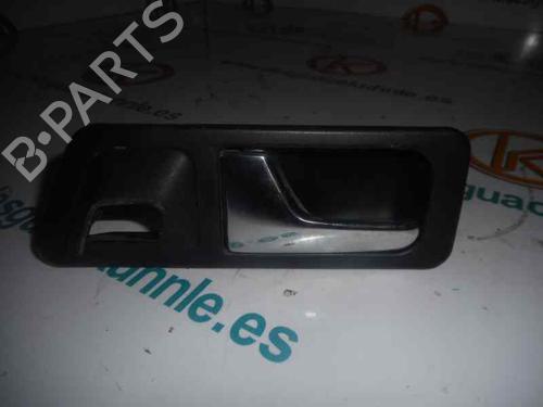 Used Rear left interior door handle MERCEDES-BENZ 190 (W201) E 2.0 (201.024) (122 hp) 3219372