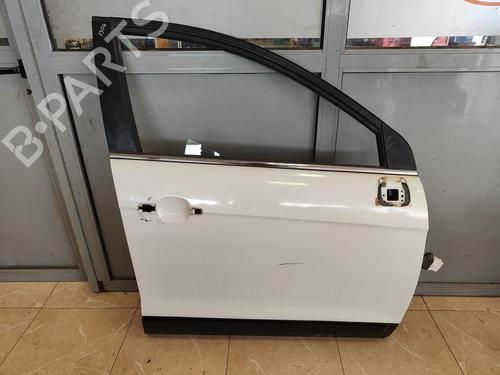 Used Left front door CHEVROLET CAPTIVA (C100, C140) [2006-2025]  12515521