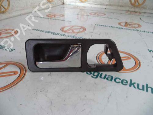 Used Front right interior door handle MERCEDES-BENZ 190 (W201) E 2.3 (201.028) (136 hp) 3218621