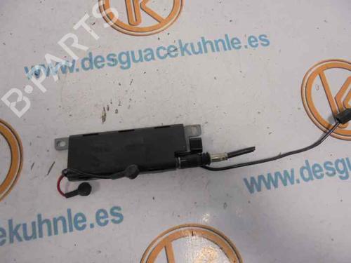 Antena / Podstawa AUDI A6 C5 Avant (4B5) 2.5 TDI 4B5035225K |