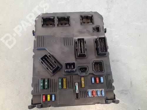 Used Fuse box PEUGEOT 407 (6D_) [2004-2011]  9518878