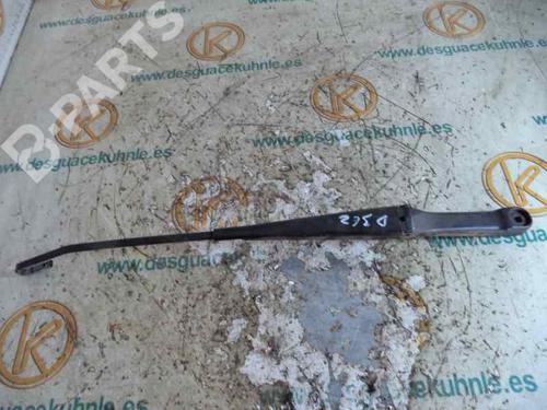 Used Front windshield wiper arm MERCEDES-BENZ M-CLASS (W163) ML 320 (163.154) (218 hp) 6632836