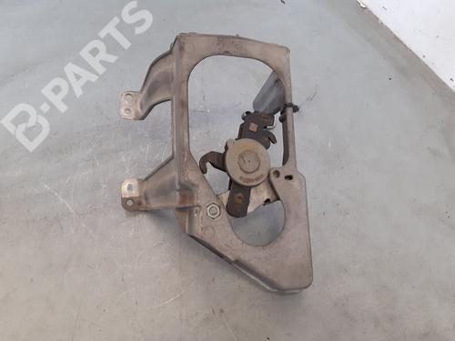 Used Hand brake MERCEDES-BENZ E-CLASS (W211) E 270 CDI (211.016) (177 hp) 8781105