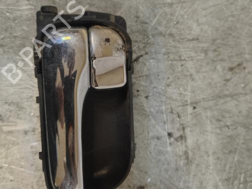 Used Rear left interior door handle NISSAN PRIMERA Hatchback (P11) 2.0 TD (90 hp) 31250485