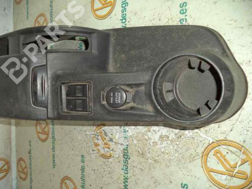 Armrest / Center console HYUNDAI MATRIX (FC) 1.5 CRDi VGT | BP7154334I20 