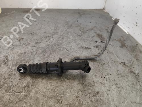 Used Clutch slave cylinder RENAULT CLIO IV (BH_) [2012-2021]  27606704