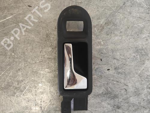 Used Front right interior door handle VW GOLF IV (1J1) 1.6 16V (105 hp) 13417927