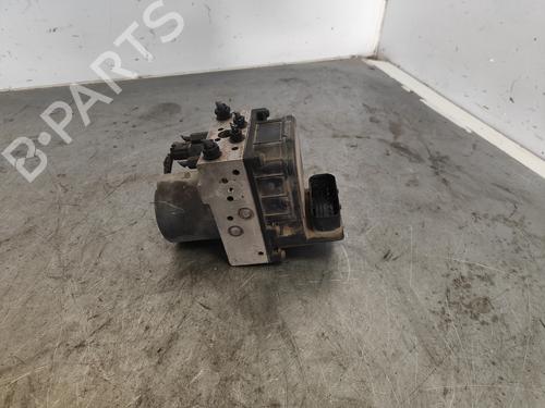 Used ABS pump TOYOTA COROLLA Verso (ZER_, ZZE12_, R1_) 2.0 D-4D (CUR10_, CUR10R) (116 hp) 26206343
