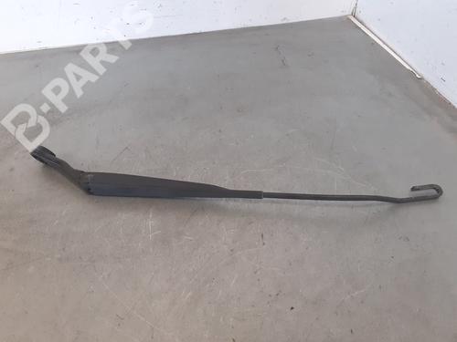 Used Front windshield wiper arm NISSAN MICRA III (K12) [2002-2010]  9277202