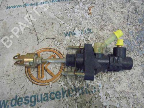 Used Clutch slave cylinder TOYOTA COROLLA (_E12_) 1.6 VVT-i (ZZE121_, ZZE121R) (110 hp) 14182541
