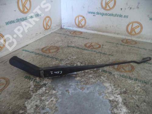 Used Front windshield wiper arm FORD MONDEO III Turnier (BWY) 2.0 TDCi (130 hp) 3523013