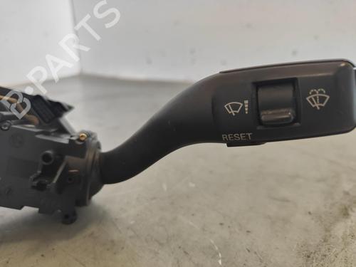 Steering wheel controls AUDI A4 B7 Avant (8ED)  | BP13733767E15 