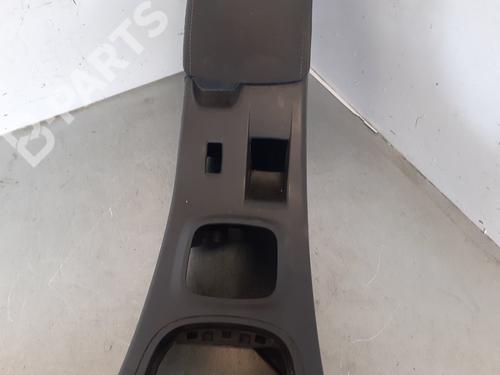 Armrest / Center console RENAULT MEGANE III Hatchback (BZ0/1_, B3_)  | BP7967188I20 