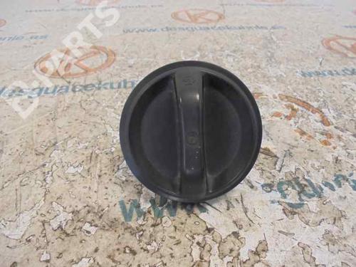Used Fuel flap TOYOTA COROLLA (_E12_) 1.6 VVT-i (ZZE121_, ZZE121R) (110 hp) 10269956