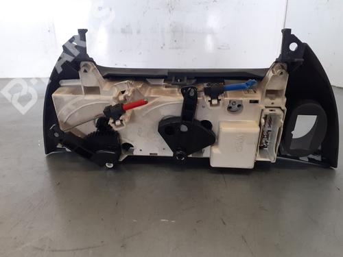 AC Styreenhet / Manøvreringsenhet RENAULT MEGANE I Classic (LA0/1_)  | BP8187242I5