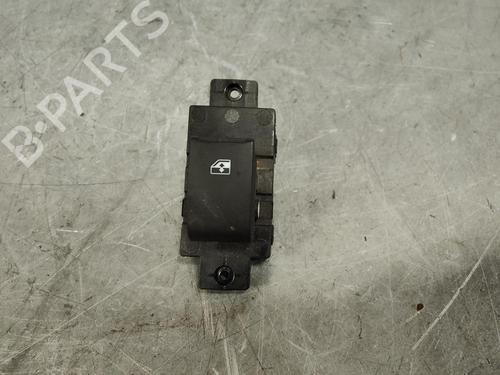 Used Right rear window switch CHEVROLET CAPTIVA (C100, C140) [2006-2025]  12515569