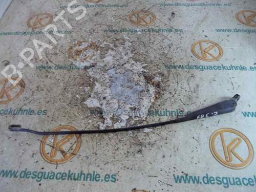 Used Front windshield wiper arm OPEL CORSA B (S93) 1.2 i (F08, F68, M68) (45 hp) 6632946
