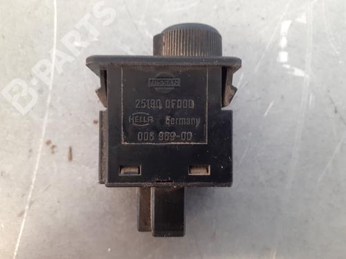 Headlight switch NISSAN TERRANO II (R20)  | BP9760853I24 